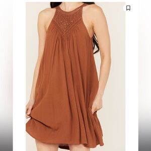 NWT WOMENS SHYANNE CARAMEL BROWN CROCHET HALTER DRESS XXL